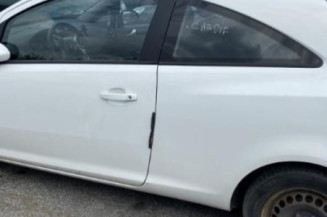 Custode arriere gauche OPEL CORSA D