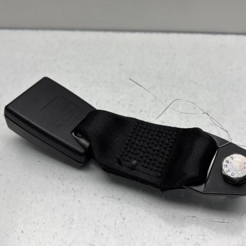 Attache ceinture arriere droit CITROEN NEMO Photo n°5