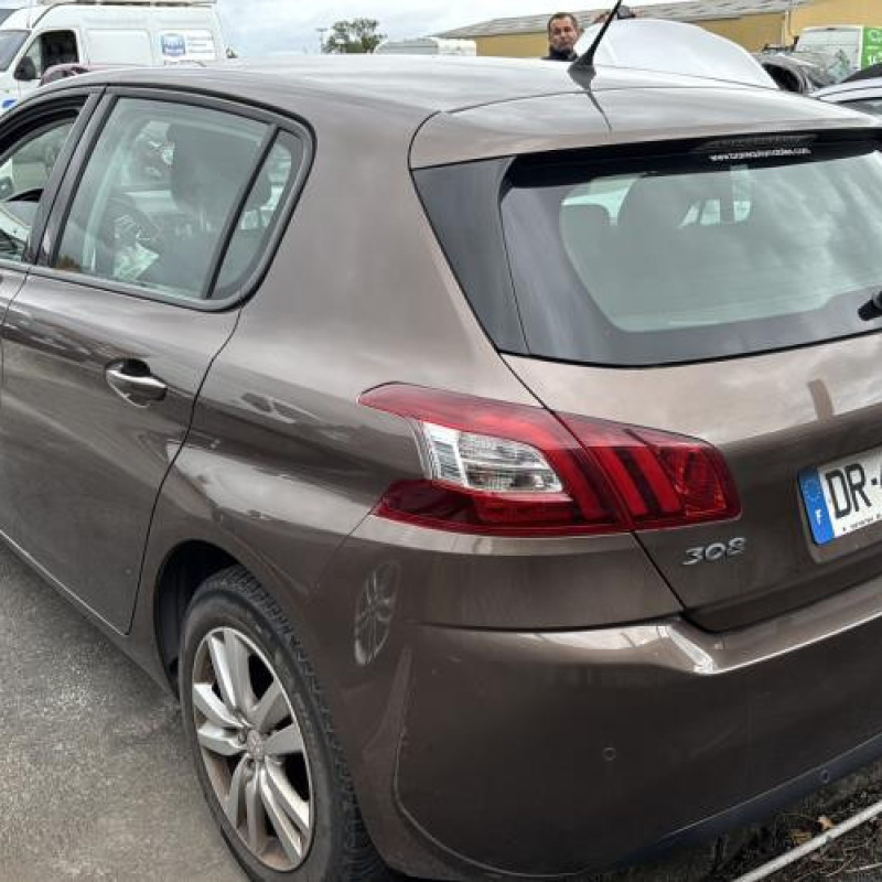 Ecran GPS PEUGEOT 308 2 Photo n°7