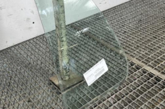 Custode arriere gauche (porte) VOLKSWAGEN GOLF 3