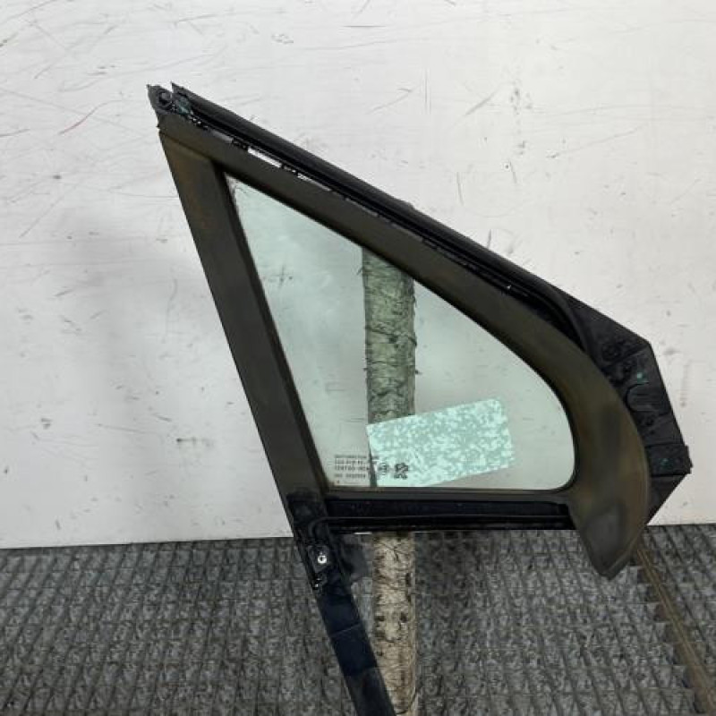 Custode avant gauche (porte) PEUGEOT 208 1 Photo n°4