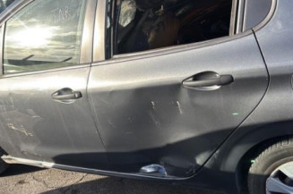Custode avant gauche (porte) PEUGEOT 208 1
