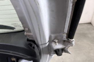 Malle/Hayon arriere RENAULT MEGANE 3