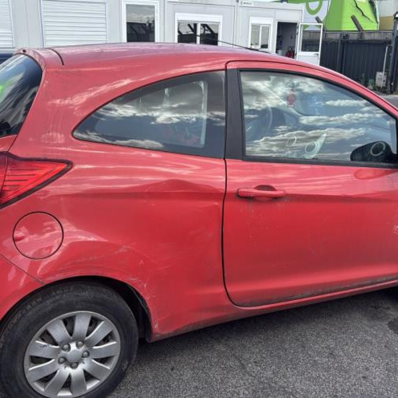 Reservoir essence FORD KA 2 Photo n°7