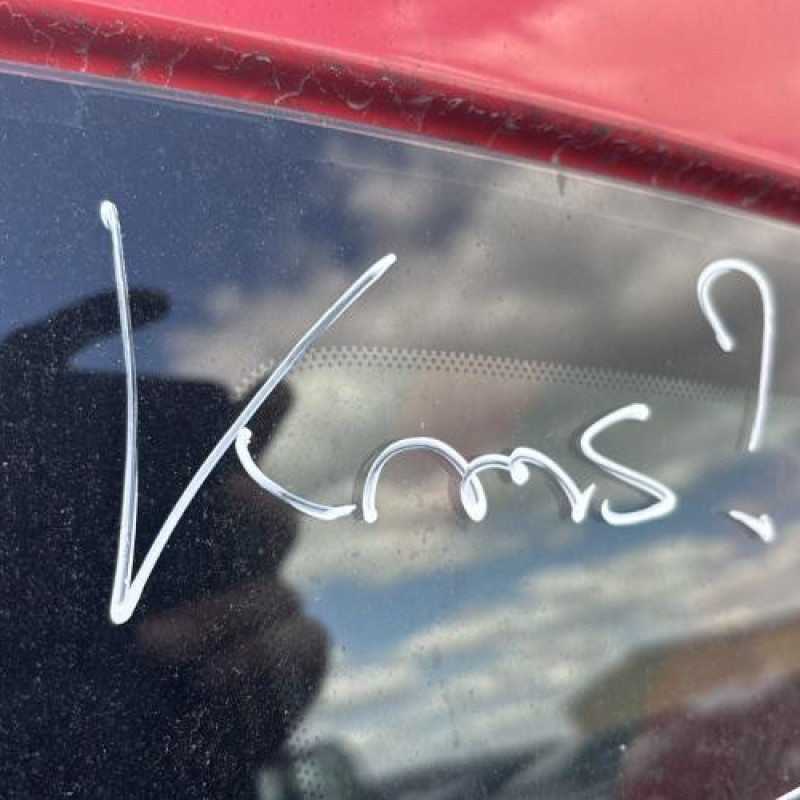 Reservoir essence FORD KA 2 Photo n°13