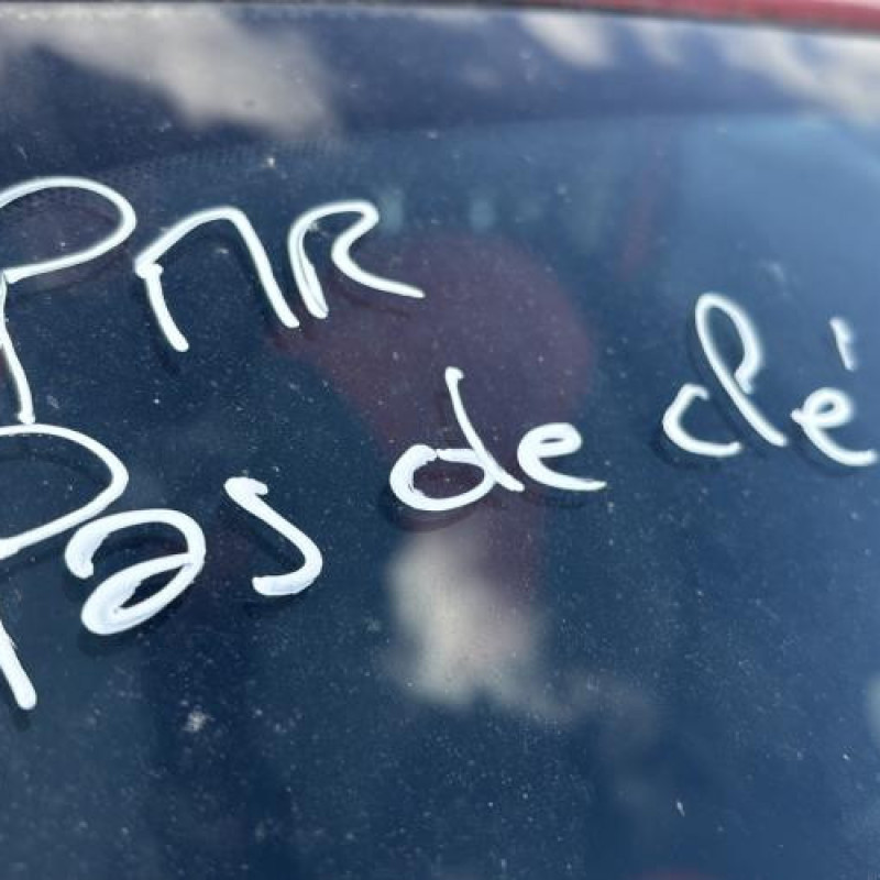 Reservoir essence FORD KA 2 Photo n°19