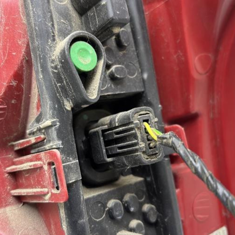 Feu arriere principal gauche (feux) PEUGEOT 5008 1 Photo n°6