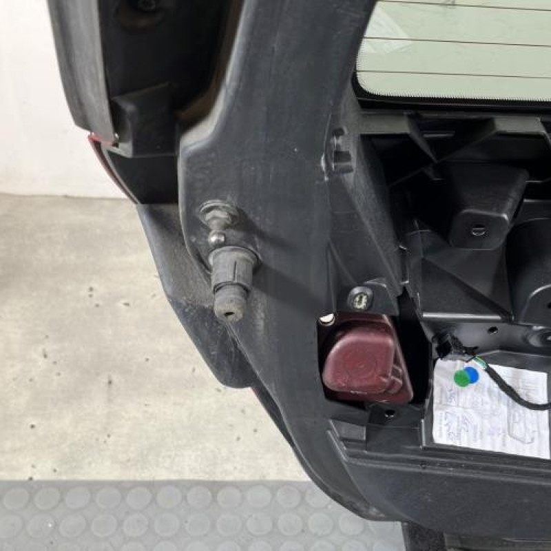 Malle/Hayon arriere PEUGEOT 308 2 Photo n°9