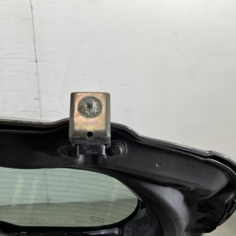 Malle/Hayon arriere RENAULT CLIO 4 Photo n°7