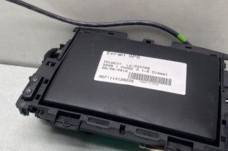 Ecran GPS PEUGEOT 5008 1 Photo n°1