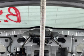 Malle/Hayon arriere MERCEDES CLASSE E 211