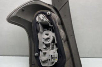 Feu arriere principal droit (feux) TOYOTA COROLLA VERSO 2