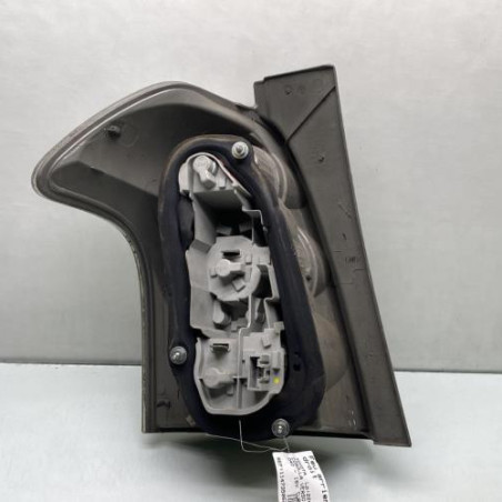 Feu arriere principal droit (feux) TOYOTA COROLLA VERSO 2