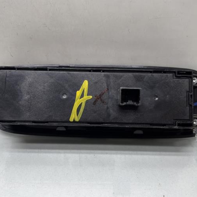 Interrupteur de leve vitre avant gauche FORD MONDEO 3 Photo n°2