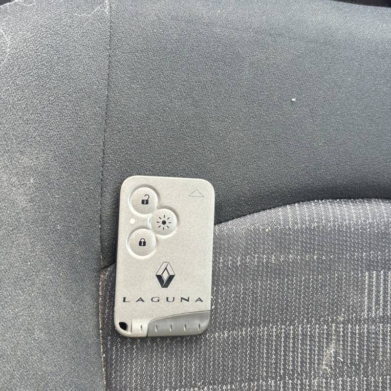 RENAULT LAGUNA 2 PHASE 2 BREAK 1.9 DCI - 8V TURBO Photo n°23