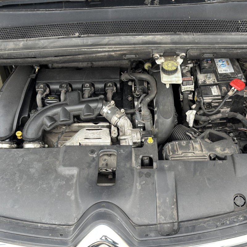 CITROEN C4 PICASSO 2 PHASE 1 1.6 THP - 16V TURBO Photo n°2