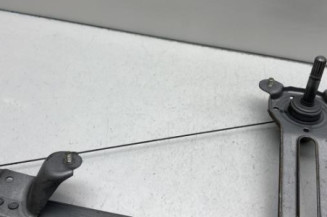 Leve vitre mecanique avant gauche DACIA LOGAN 1