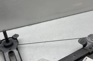 Leve vitre mecanique avant gauche DACIA LOGAN 1