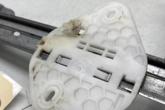 Leve vitre mecanique avant gauche DACIA LOGAN 1