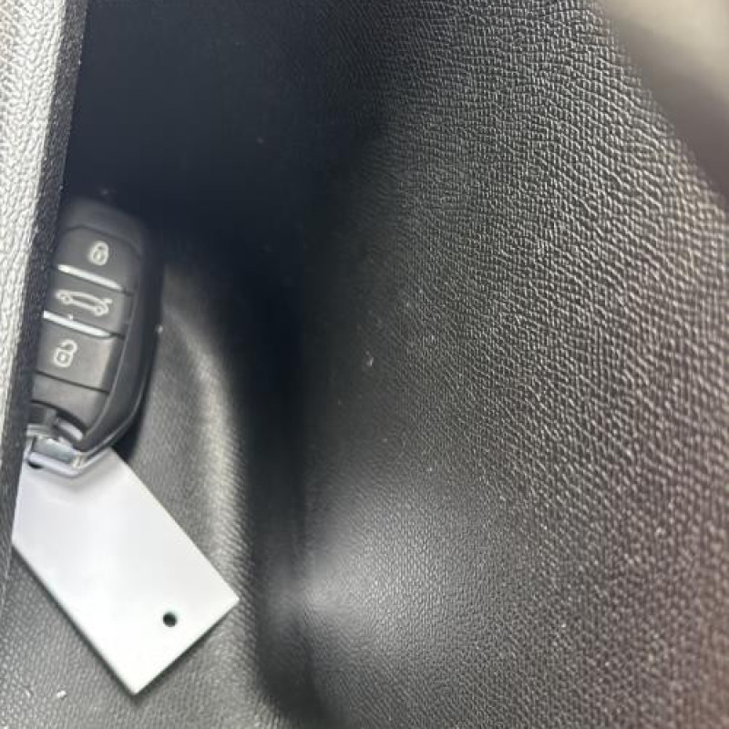 Bouton de warning PEUGEOT 308 2 Photo n°14