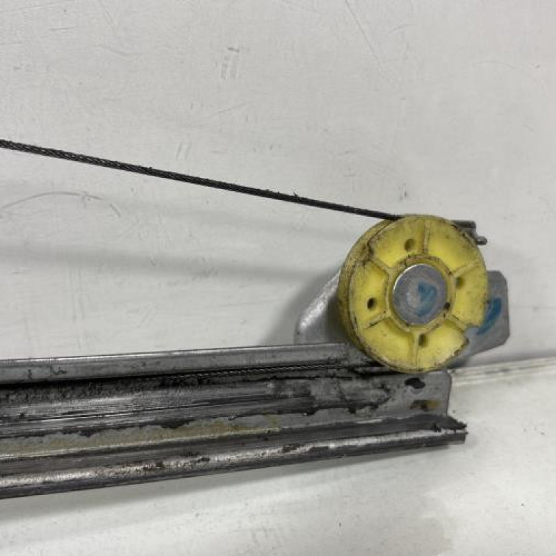 Leve vitre electrique avant gauche RENAULT TRAFIC 2 Photo n°5