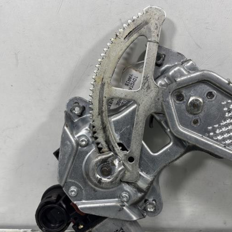 Leve vitre electrique avant droit TOYOTA YARIS 1 Photo n°3