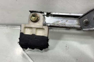 Leve vitre electrique avant droit TOYOTA YARIS 1