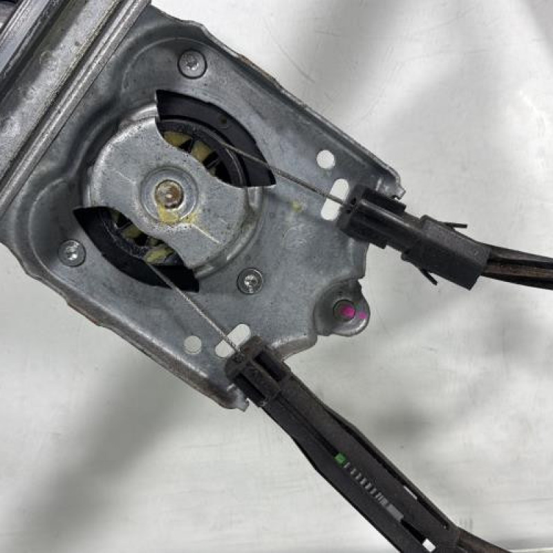 Leve vitre electrique avant gauche OPEL TIGRA 2 Photo n°3