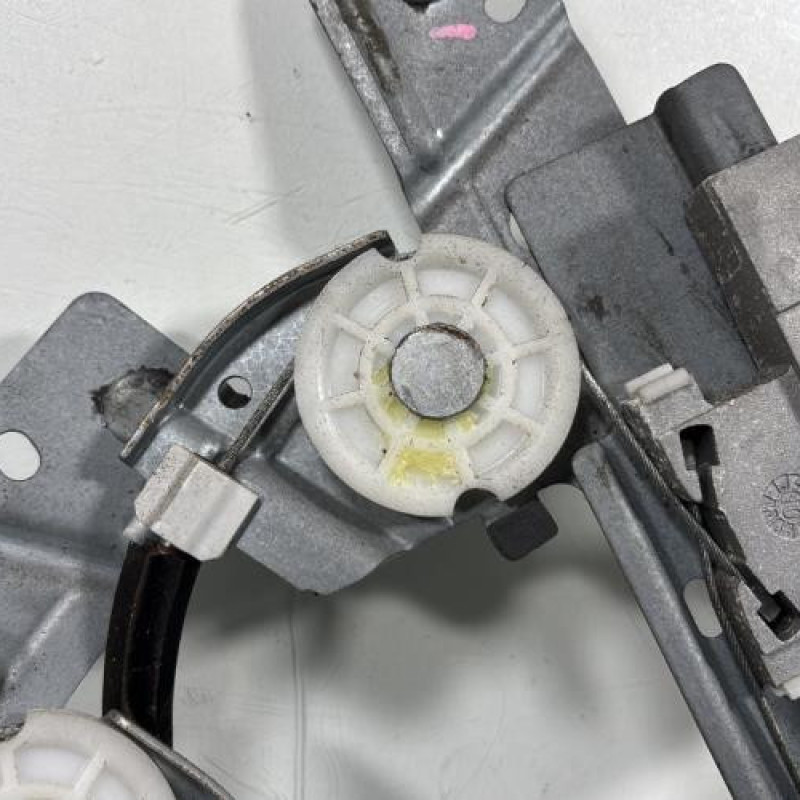 Leve vitre electrique avant gauche OPEL TIGRA 2 Photo n°5