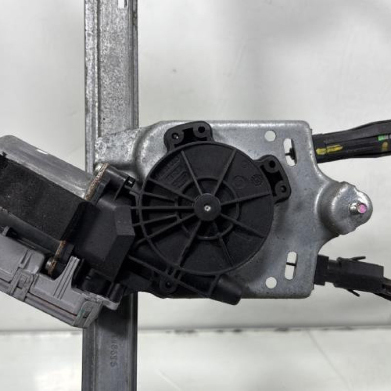 Leve vitre electrique avant gauche OPEL TIGRA 2 Photo n°7