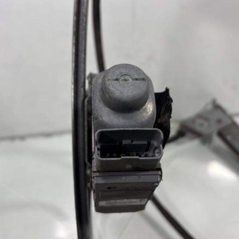 Leve vitre electrique avant gauche OPEL TIGRA 2 Photo n°8