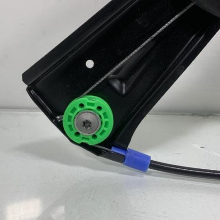 Leve vitre electrique avant gauche VOLKSWAGEN GOLF 5