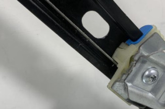 Leve vitre electrique avant gauche VOLKSWAGEN GOLF 5