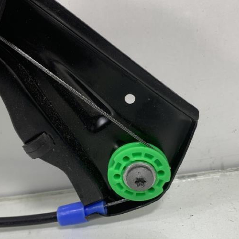 Leve vitre electrique avant gauche VOLKSWAGEN GOLF 5 Photo n°7