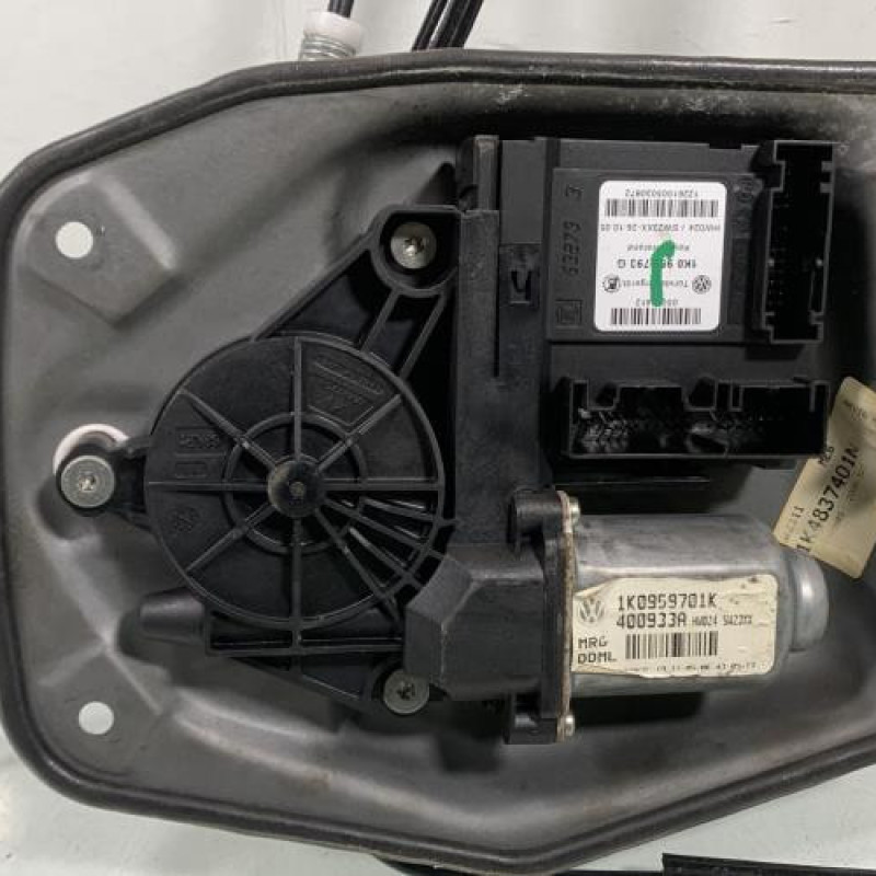 Leve vitre electrique avant gauche VOLKSWAGEN GOLF 5 Photo n°10