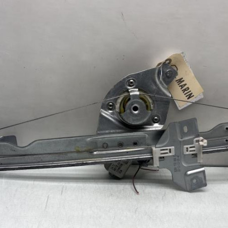 Leve vitre electrique avant droit DACIA DUSTER 1 Photo n°1