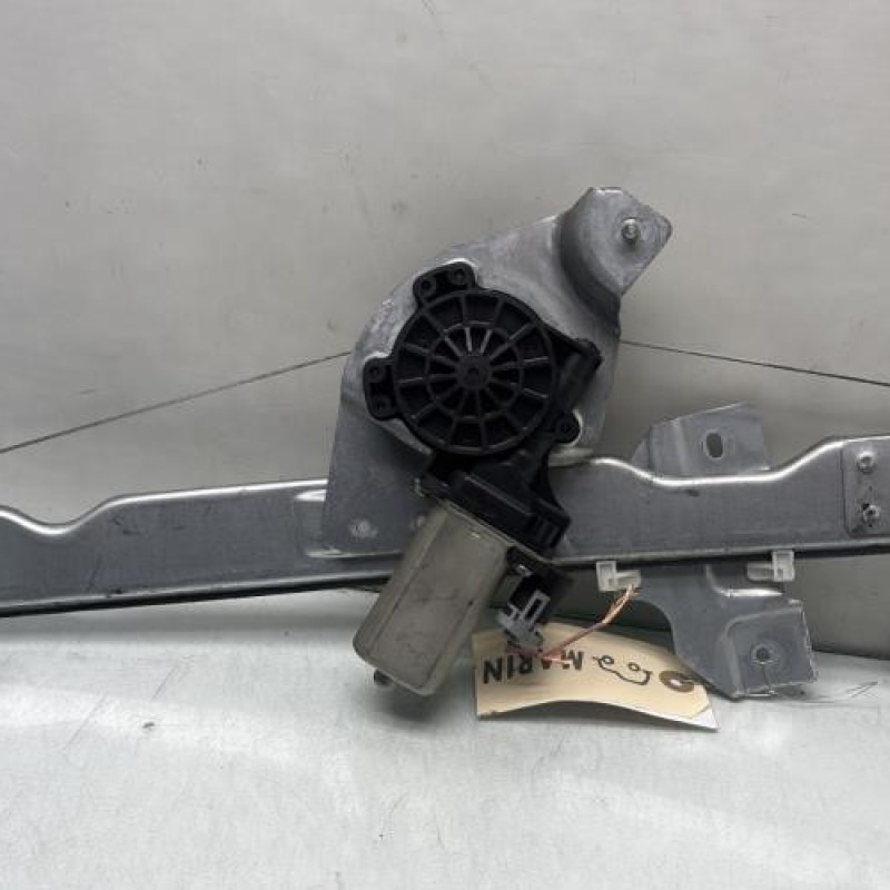 Leve vitre electrique avant gauche DACIA DUSTER 1 Photo n°3