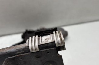 Leve vitre electrique avant droit PEUGEOT 106