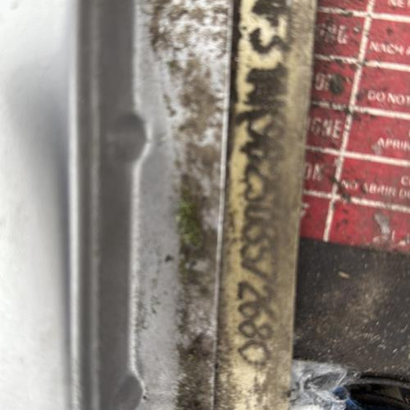 Leve vitre electrique avant gauche PEUGEOT 106 Photo n°18