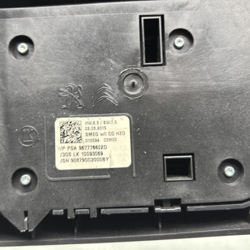 Bouton de warning PEUGEOT 308 2 Photo n°3