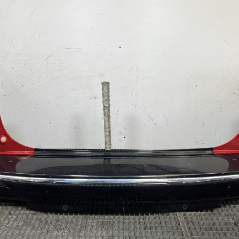 Pare choc arriere RENAULT CLIO 4 Photo n°1