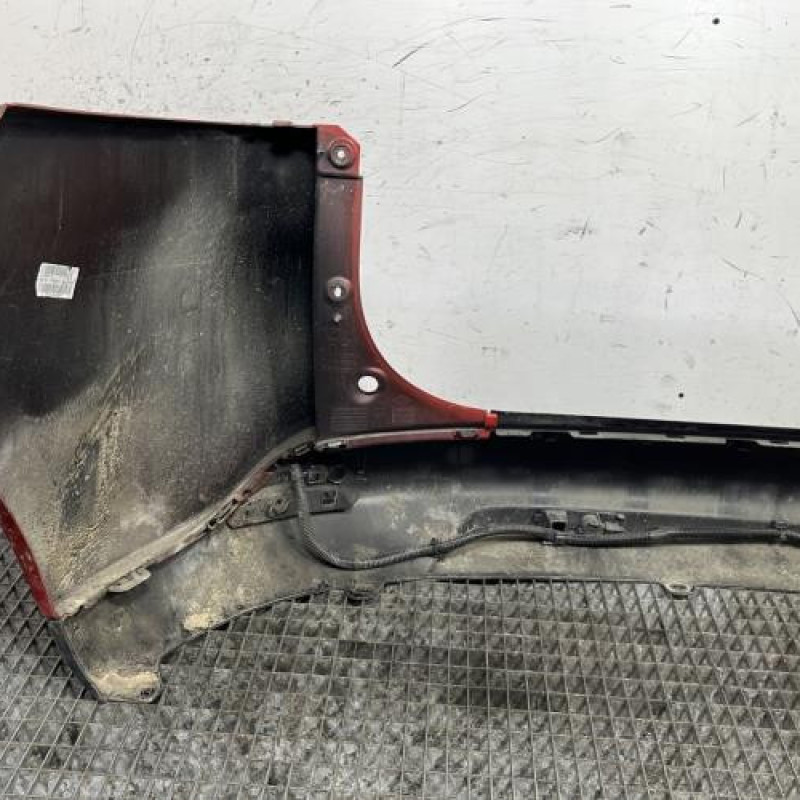 Pare choc arriere RENAULT CLIO 4 Photo n°6