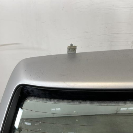 Malle/Hayon arriere VOLKSWAGEN GOLF 4