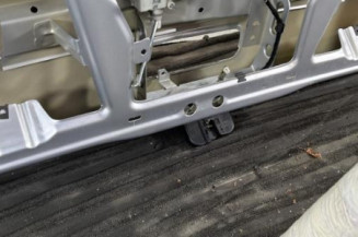 Malle/Hayon arriere VOLKSWAGEN GOLF 4