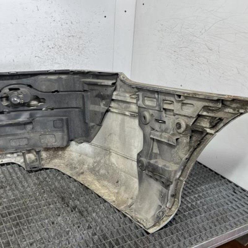 Pare choc arriere MERCEDES CLASSE C 203 Photo n°4