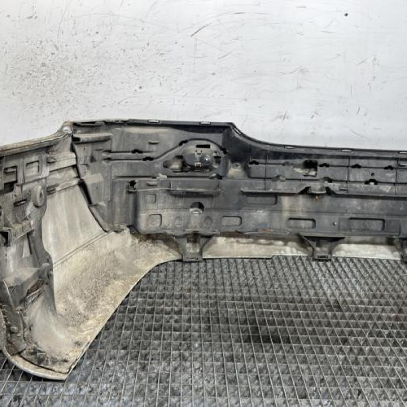 Pare choc arriere MERCEDES CLASSE C 203 Photo n°6