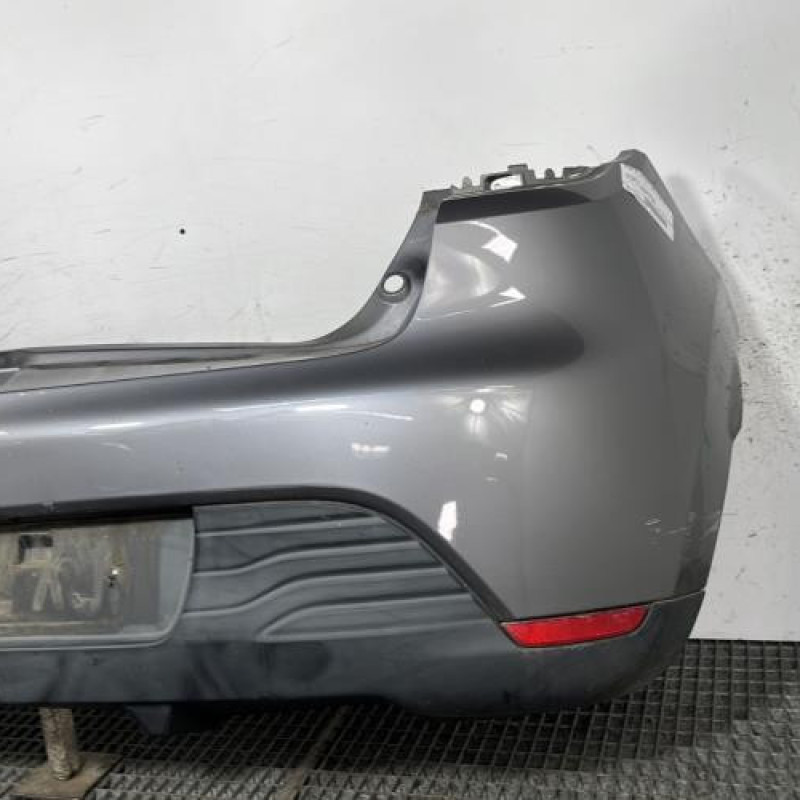 Pare choc arriere RENAULT CLIO 4 Photo n°4