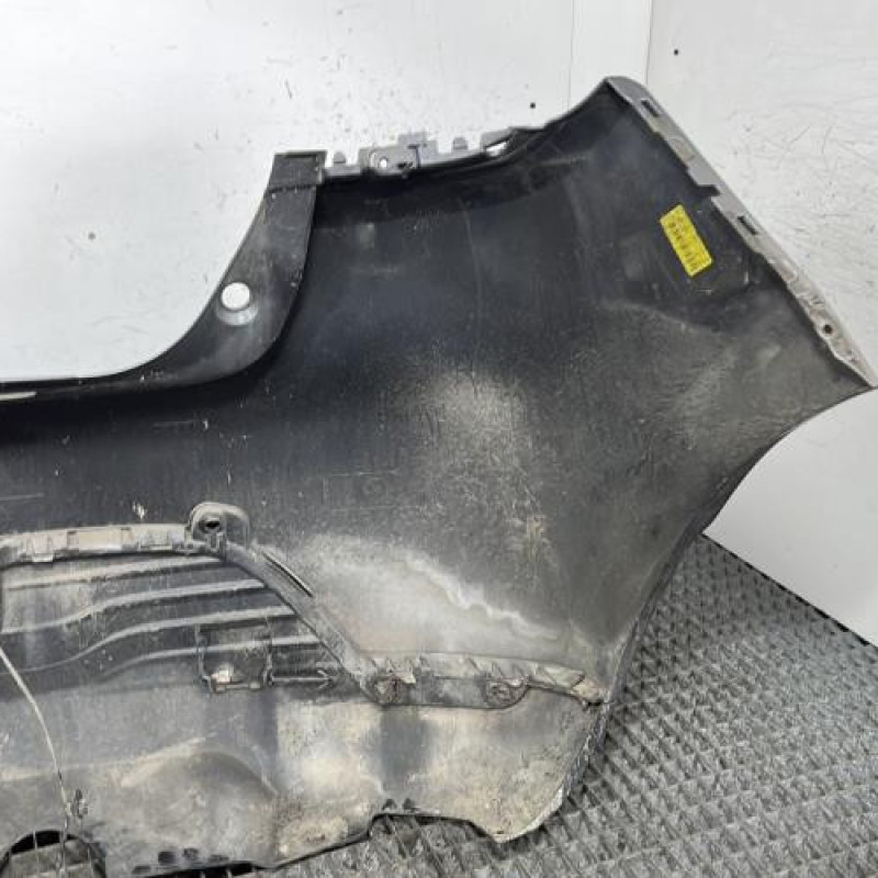 Pare choc arriere RENAULT CLIO 4 Photo n°5