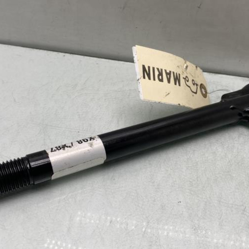 Crochet de remorquage RENAULT CLIO 4 Photo n°1