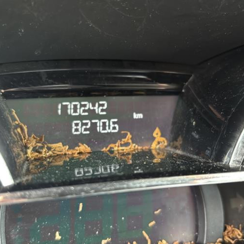 Crochet de remorquage RENAULT CLIO 4 Photo n°14